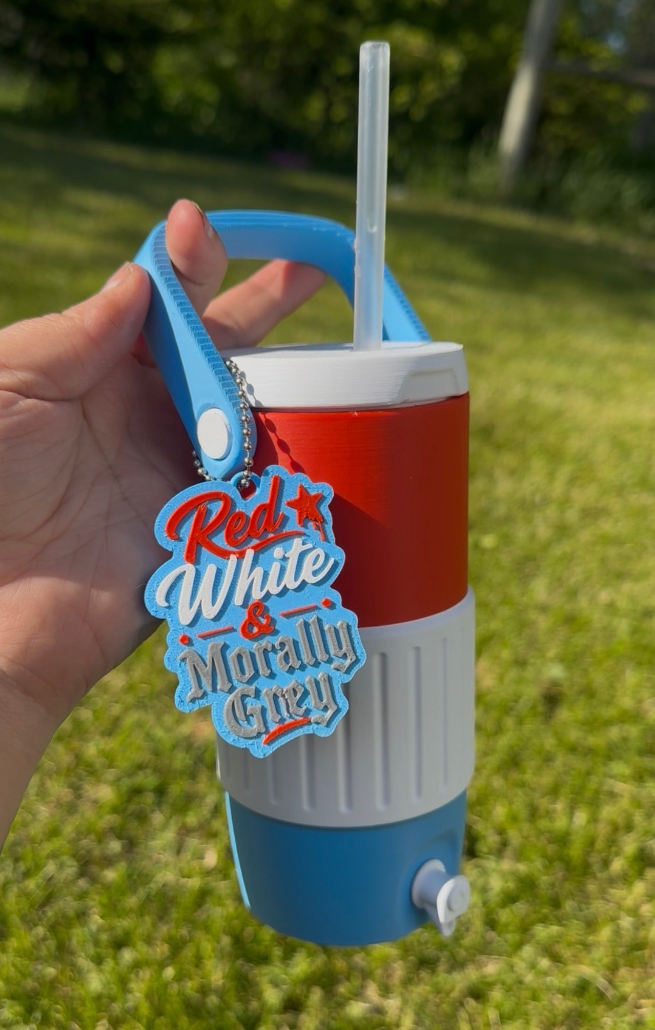 Red white & morally grey can tab opener