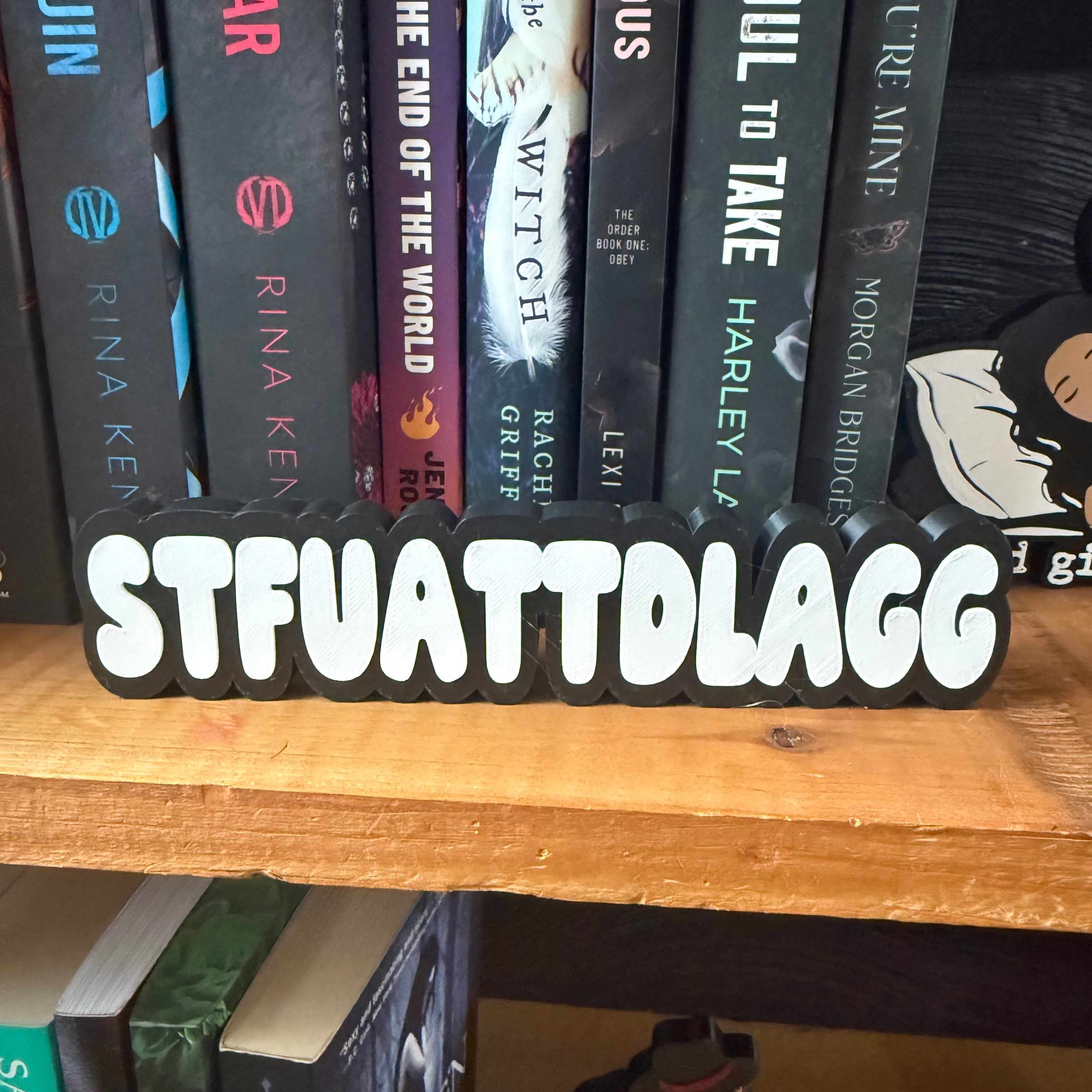 Shelf Sitter